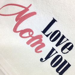 Рушник з вишивкою Love mom Рушник з вишивкою Love mom