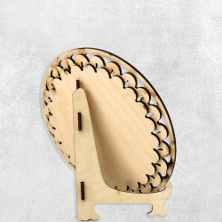 Друк на дерев'яній тарілці