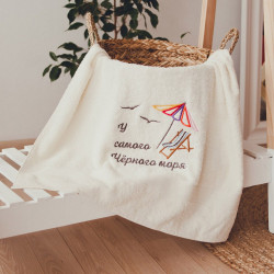Рушник з вишивкою У Чорного моря Рушник з вишивкою У Чорного моря
