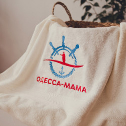 Рушник з вишивкою Одесса-мама Рушник з вишивкою Одесса-мама