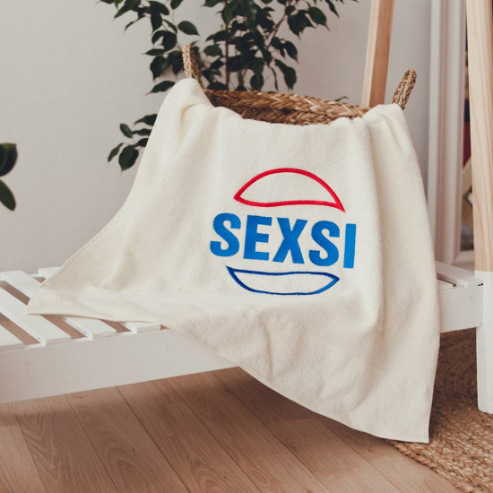 Рушник з вишивкою Sexsi