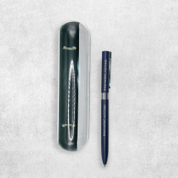 Гравірування на металевій ручці синьої