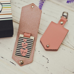 Брелок шкіряний під лінзою I Love you Брелок шкіряний під лінзою I Love you